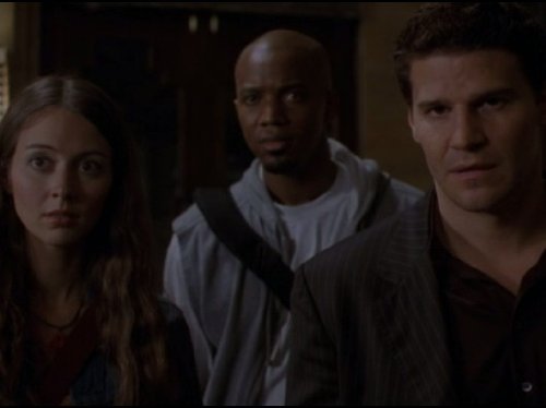 Still of David Boreanaz, Amy Acker and J. August Richards in Angelas (1999)