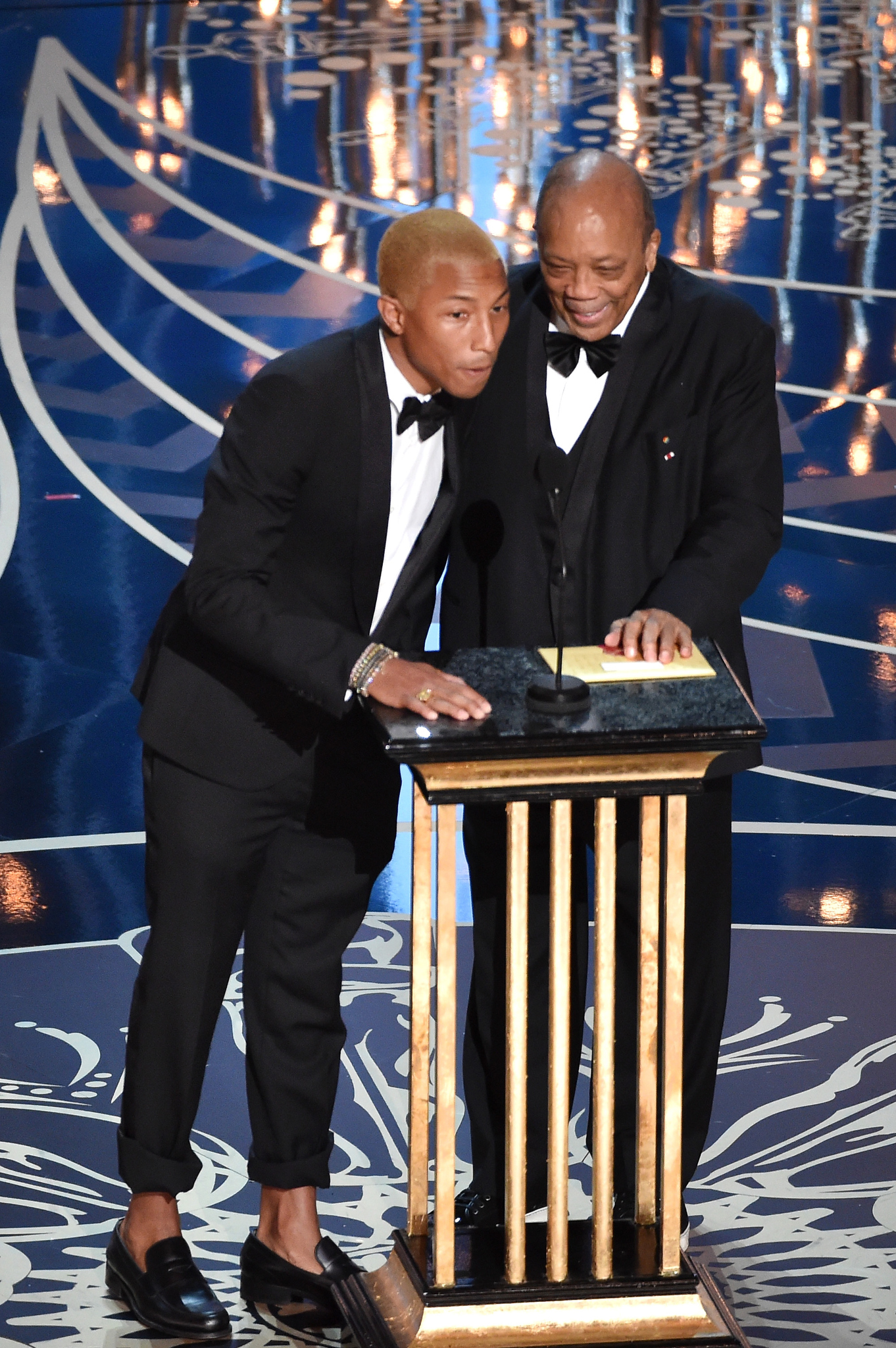 Quincy Jones and Pharrell Williams at event of The Oscars (2016)