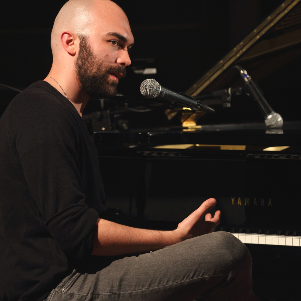 Francesco Berta during a masterclass.