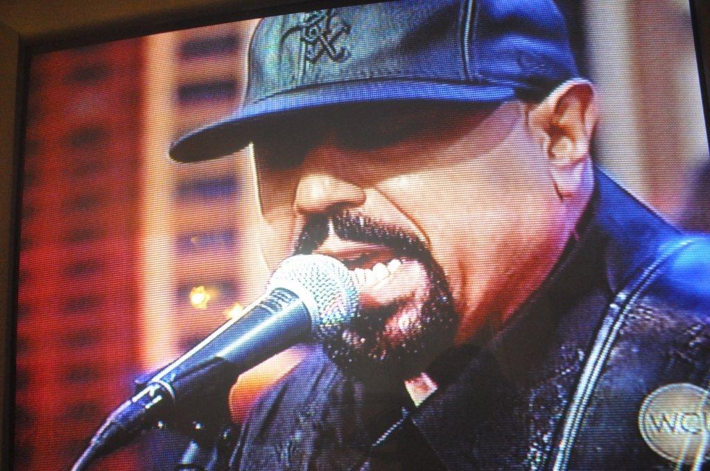 Wayne performing on Windy City Live ABC WLS Chicago/ Walt Disney Television