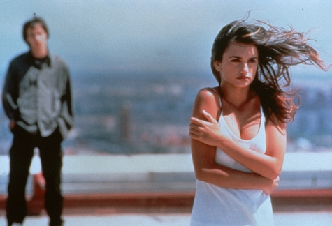 Still of Penélope Cruz and Fele Martínez in Abre los ojos (1997)