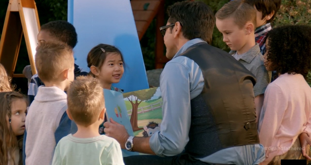 Screenshot of Alex Jayne Go, acting with John Stamos in FOX's Grandfathered.