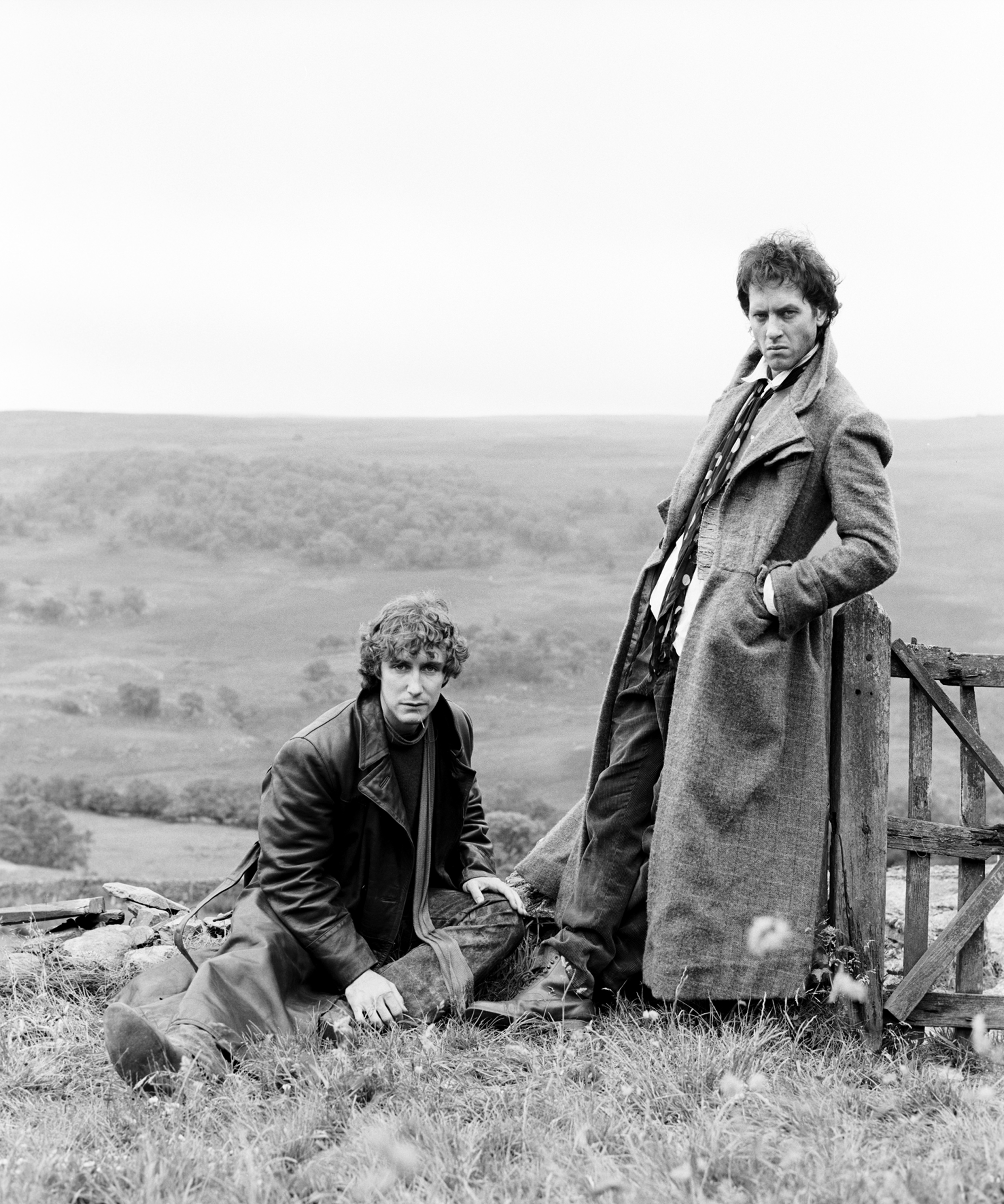 Still of Richard E. Grant and Paul McGann in Withnail & I (1987)