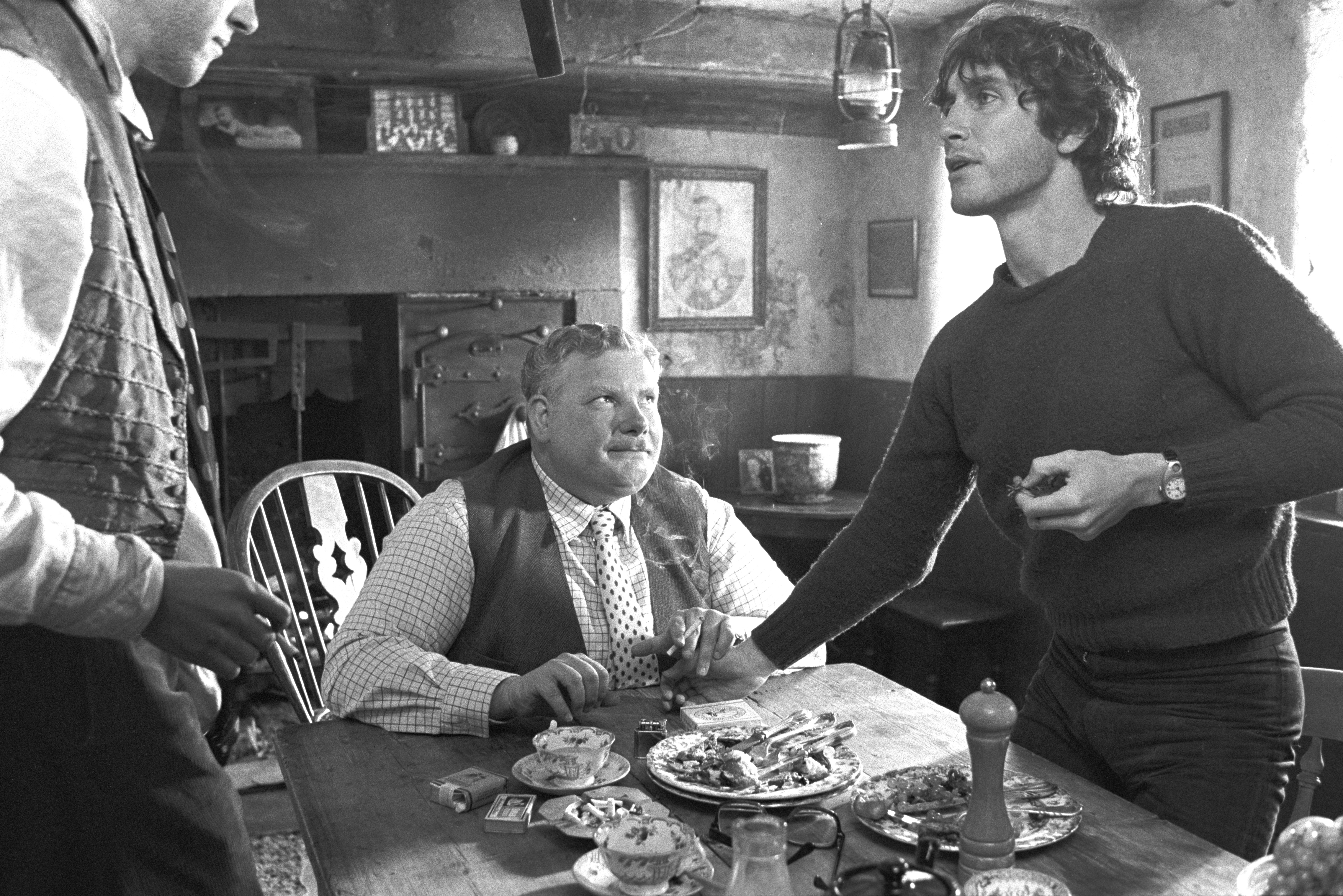 Still of Richard E. Grant, Paul McGann and Richard Griffiths in Withnail & I (1987)