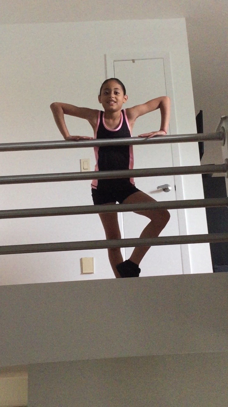 Dasani showing off Muscle tone... Age 9 July 2015