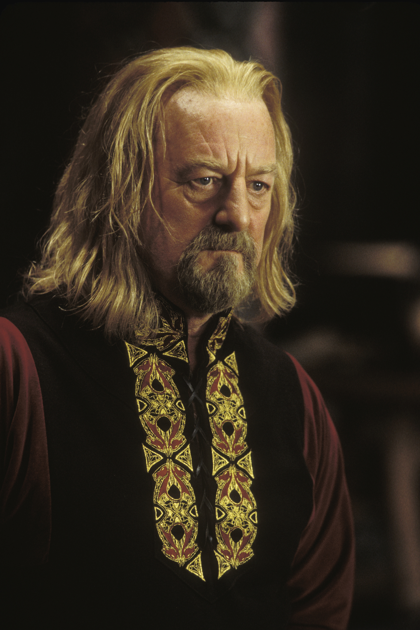 Still of Bernard Hill in Ziedu Valdovas: Karaliaus sugrizimas (2003)