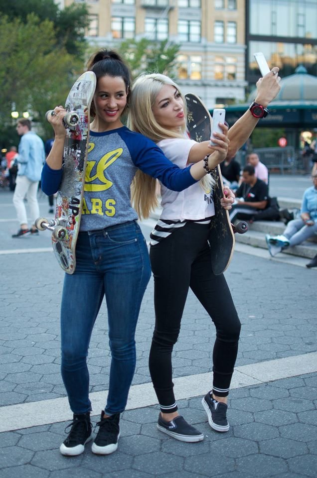 Skater Chicks