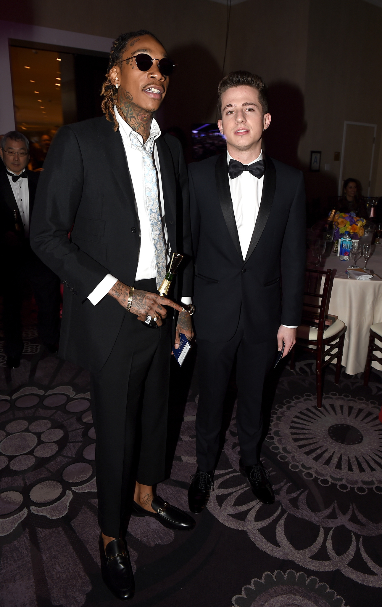 Wiz Khalifa and Charlie Puth at event of Golden Globes (1989)