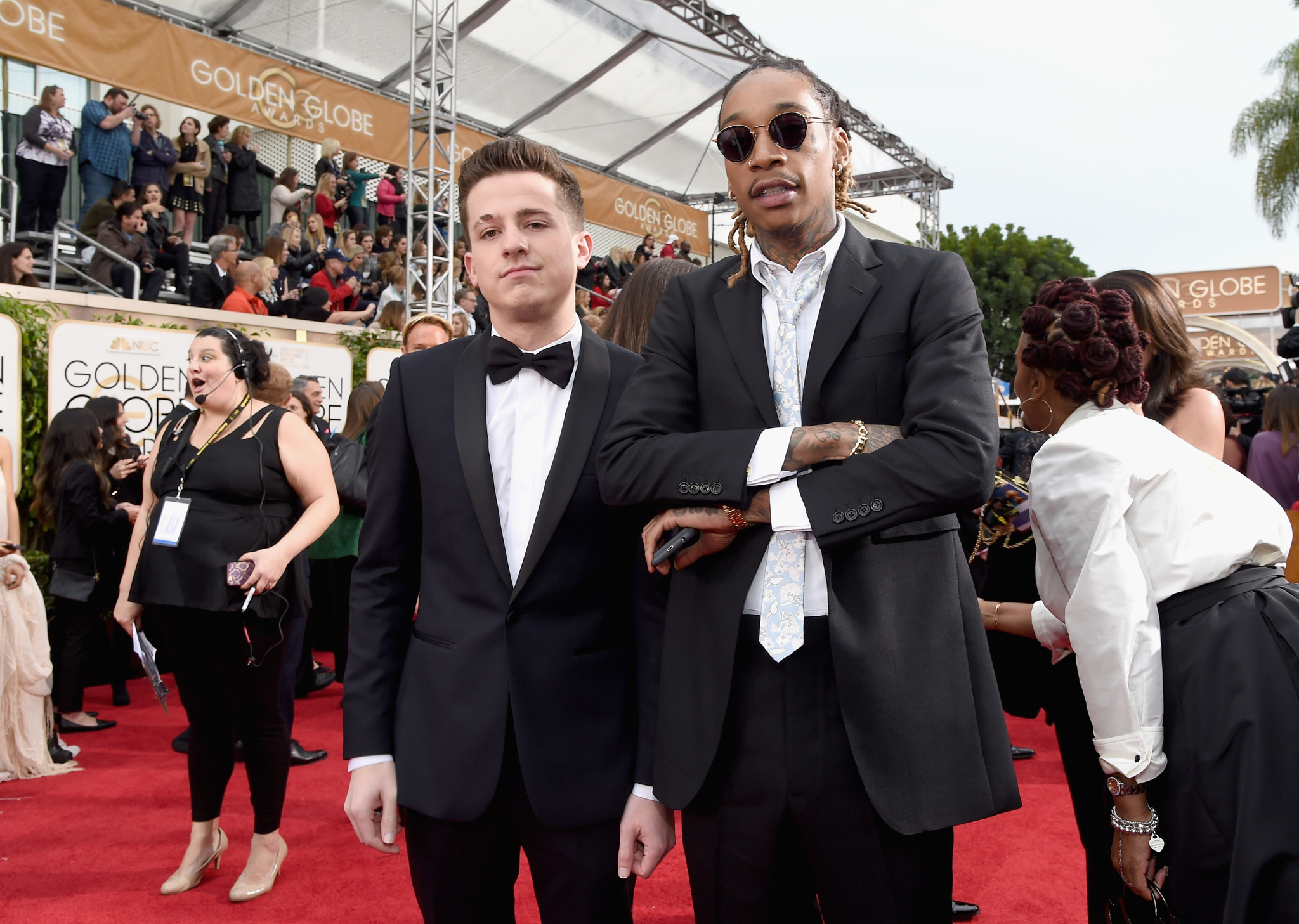 Wiz Khalifa and Charlie Puth at event of 73rd Golden Globe Awards (2016)