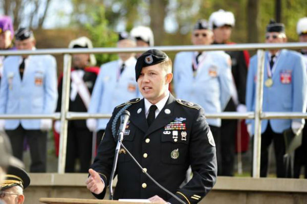 Marty Skovlund, Jr. delivering the key note Veterans Day speech to the city of Auburn, NY in 2012.