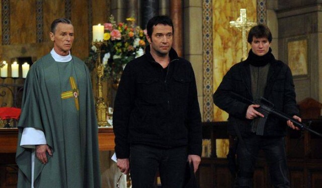 Still of James Purefoy and Cris Williams in The Following (2013)