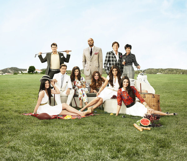 Still of Caitlyn Jenner, Lamar Odom, Kris Jenner, Kourtney Kardashian, Kim Kardashian West, Kylie Jenner, Kendall Jenner, Khloé Kardashian, Rob Kardashian and Scott Disick in Keeping Up with the Kardashians (2007)