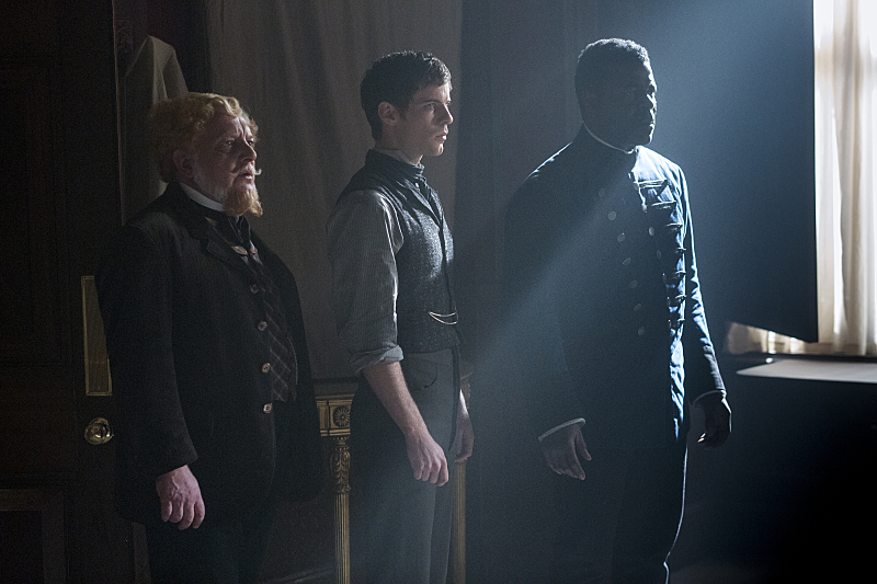 Still of Simon Russell Beale, Danny Sapani and Harry Treadaway in Penny Dreadful (2014)