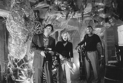 Still of Michael Madsen, Marg Helgenberger and Mykelti Williamson in Species II (1998)