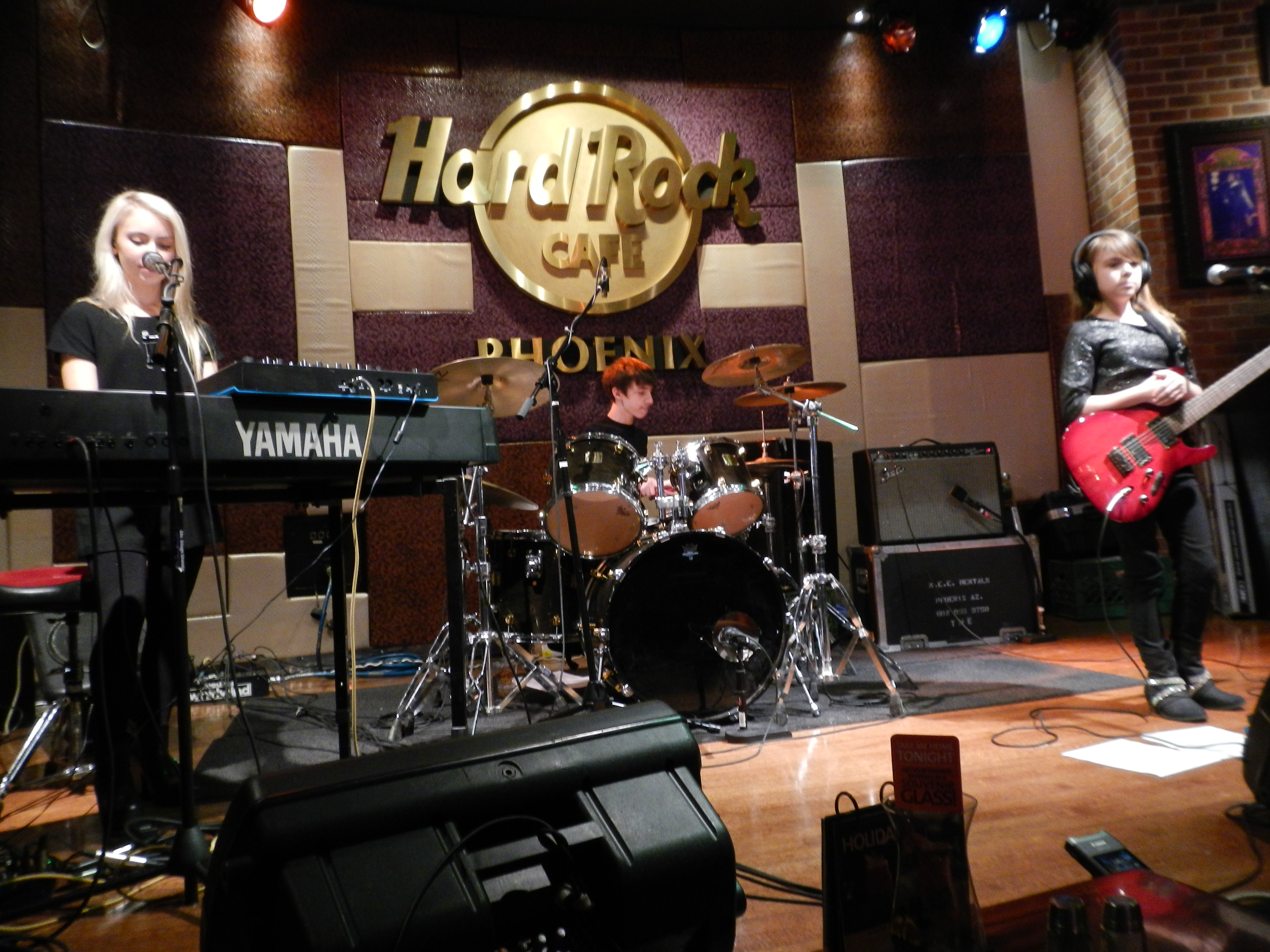 Graceman with Anna Graceman - Hard Rock Cafe, Phoenix 12/19/2015 performance.
