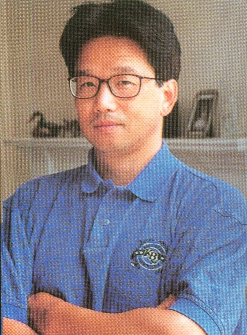 Toshihide Iguchi Writer, Speaker, Consultant