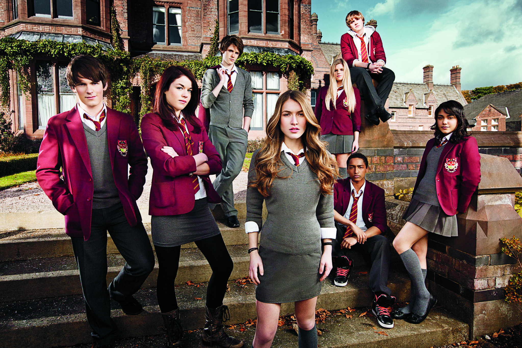 Still of Bobby Lockwood, Eugene Simon, Nathalia Ramos, Jade Ramsey, Klariza Clayton, Ana Mulvoy-Ten, Brad Kavanagh, Alex Sawyer and Tasie Lawrence in House of Anubis (2011)