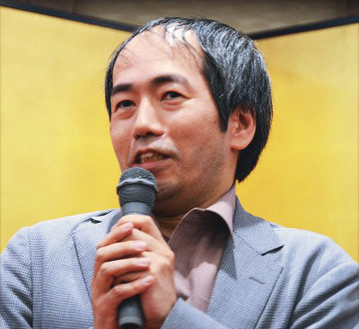 Oouchi Hirokazu is a famous Japanese scholar who wrote the bestseller book ''Black Arbeit''(2015). He is now teaches students at School of International Liberal Studies, Cyukyo University.