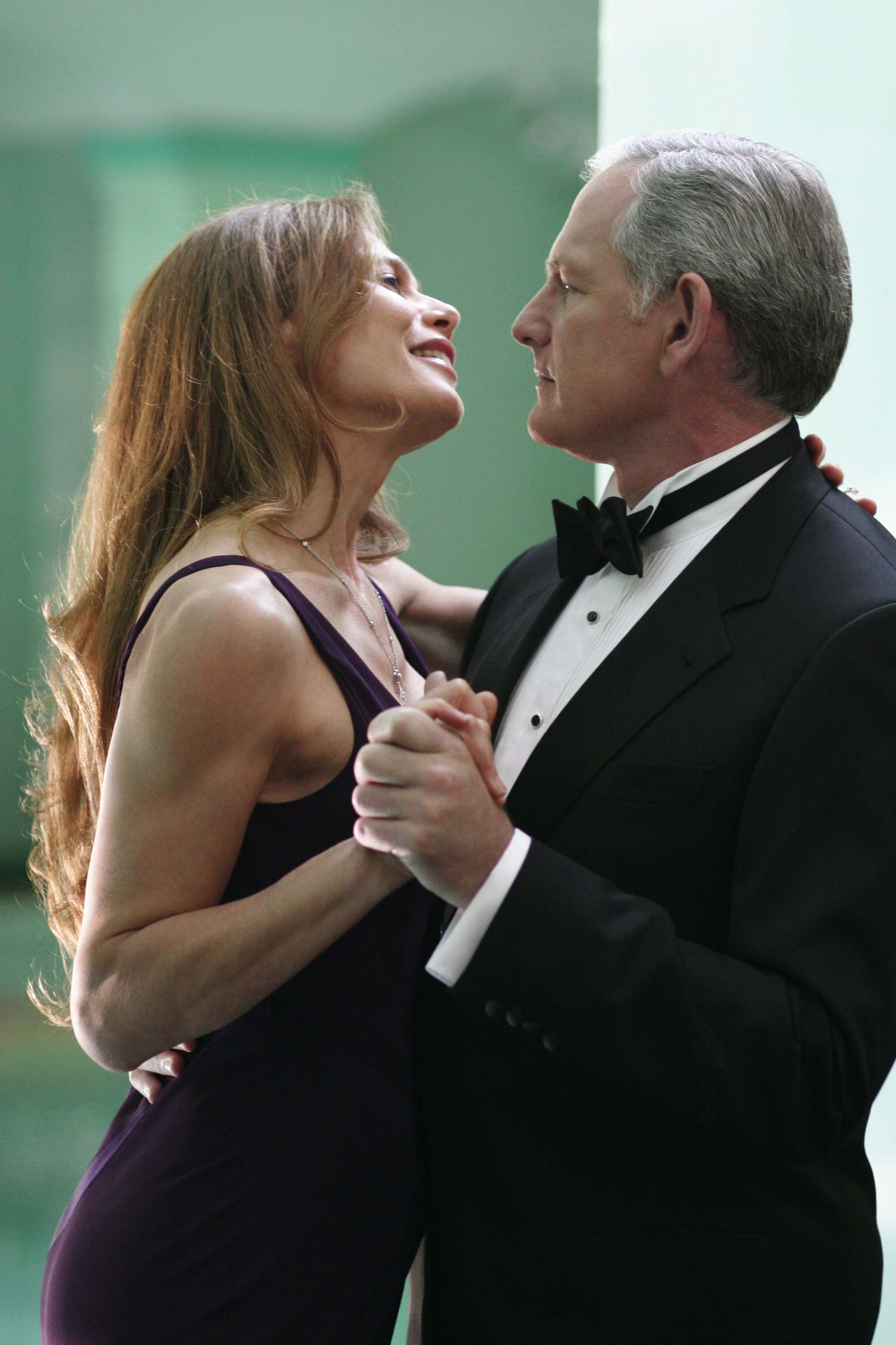 Still of Lena Olin and Victor Garber in Alias (2001)