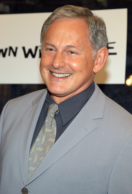 Victor Garber at event of Down with Love (2003)