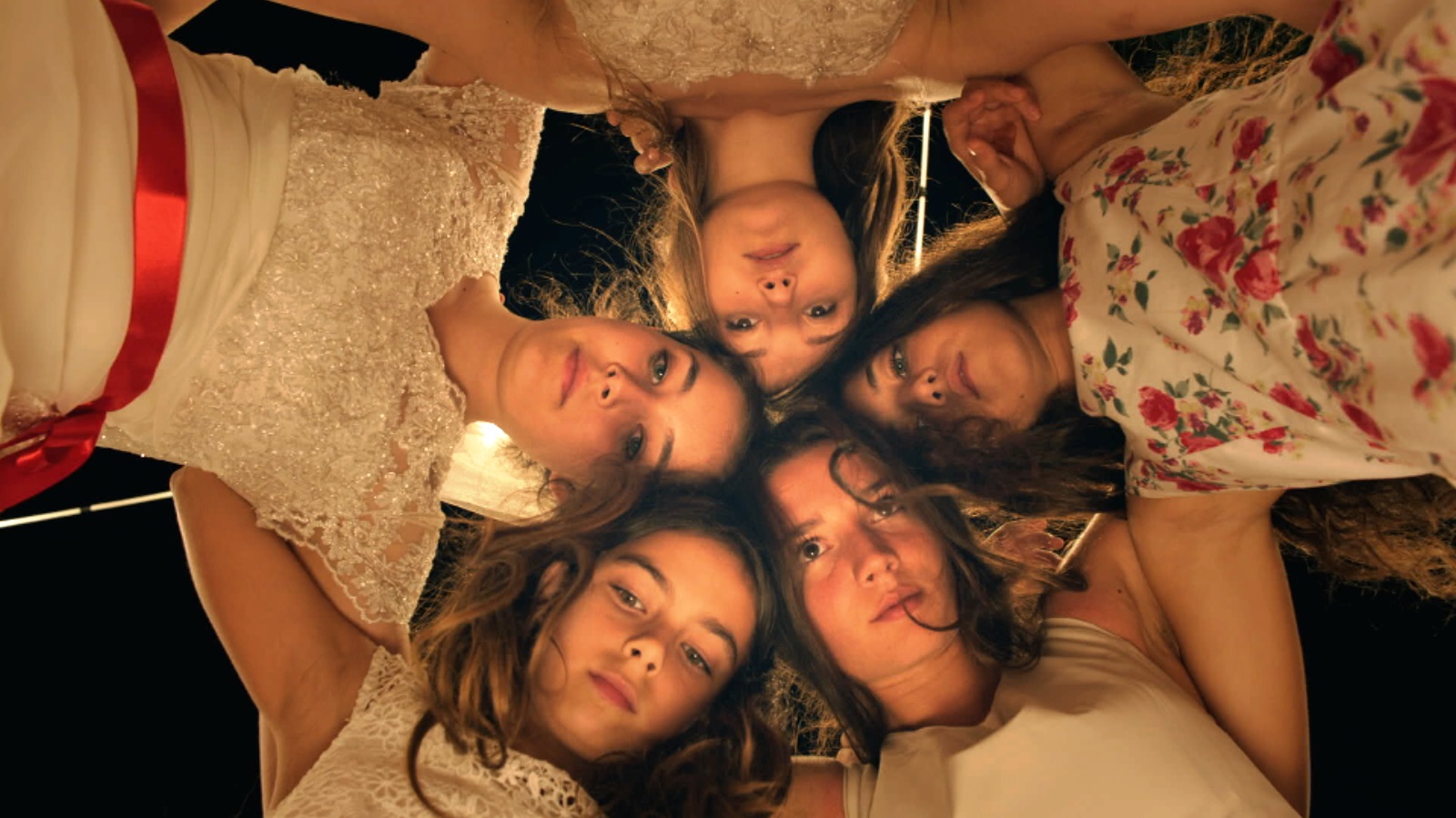 Still of Elit Iscan, Günes Sensoy, Doga Zeynep Doguslu, Tugba Sunguroglu and Ilayda Akdogan in Mustang (2015)