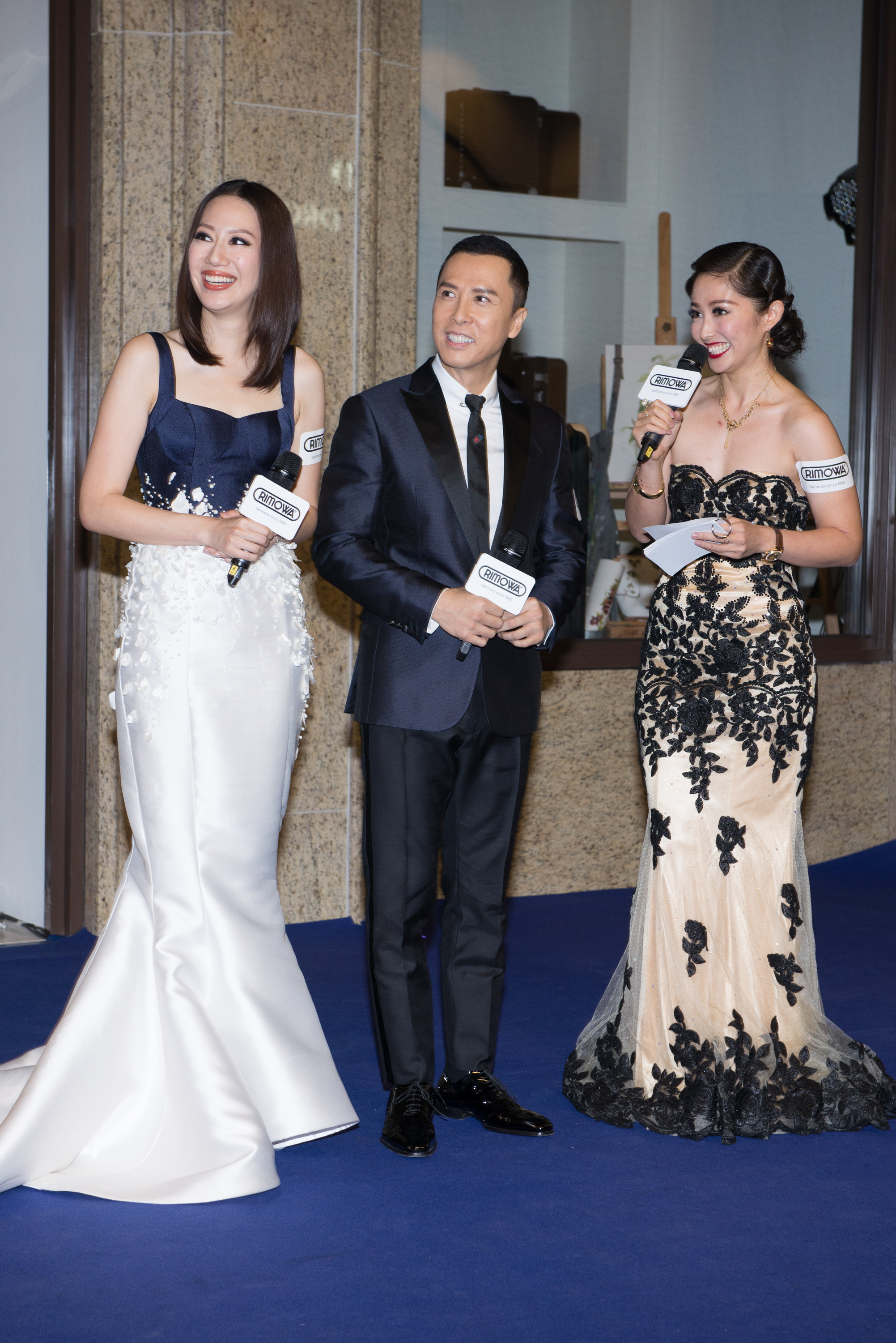 MC Rimova event chatting happily with Donnie Yen and Sissy Wong