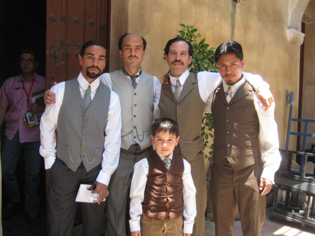 Luis Rosales, Alfonso Herrera, Mauricio Isaac, Harold Torres filming El Encanto Del Aguila.