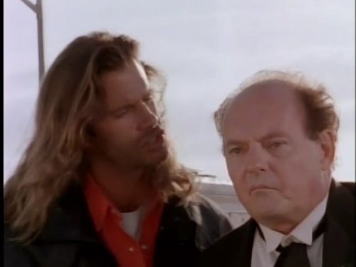 Still of Lorenzo Lamas and Dennis Lipscomb in Renegade (1992)