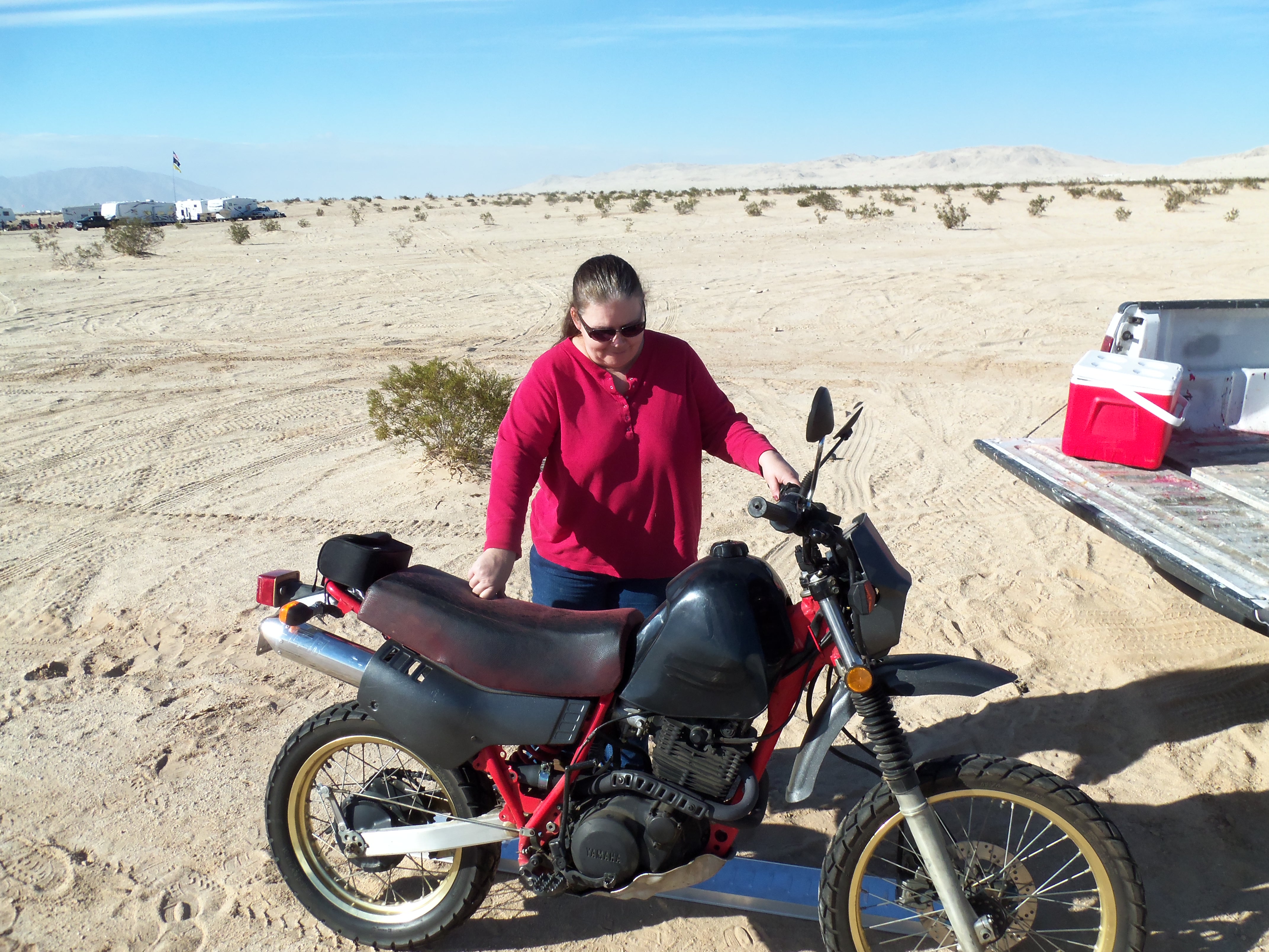 Anastacia Moore checking out the bike for Superstition Ride