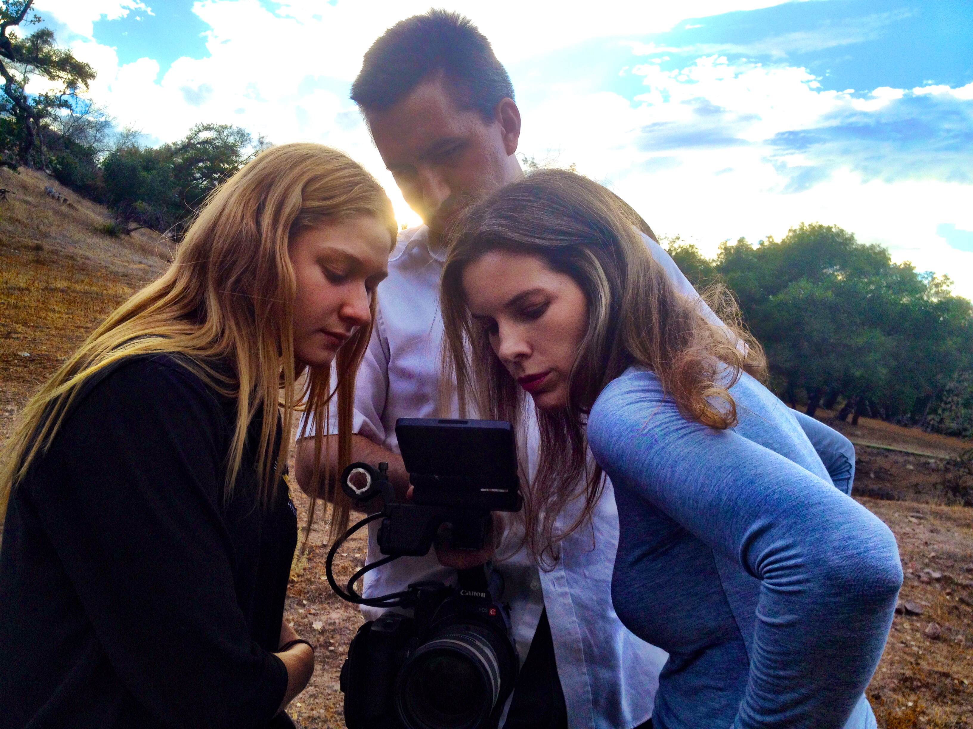 Still of Rya E'met, Tali Tofler and Keefe Swacker in Be Here Now