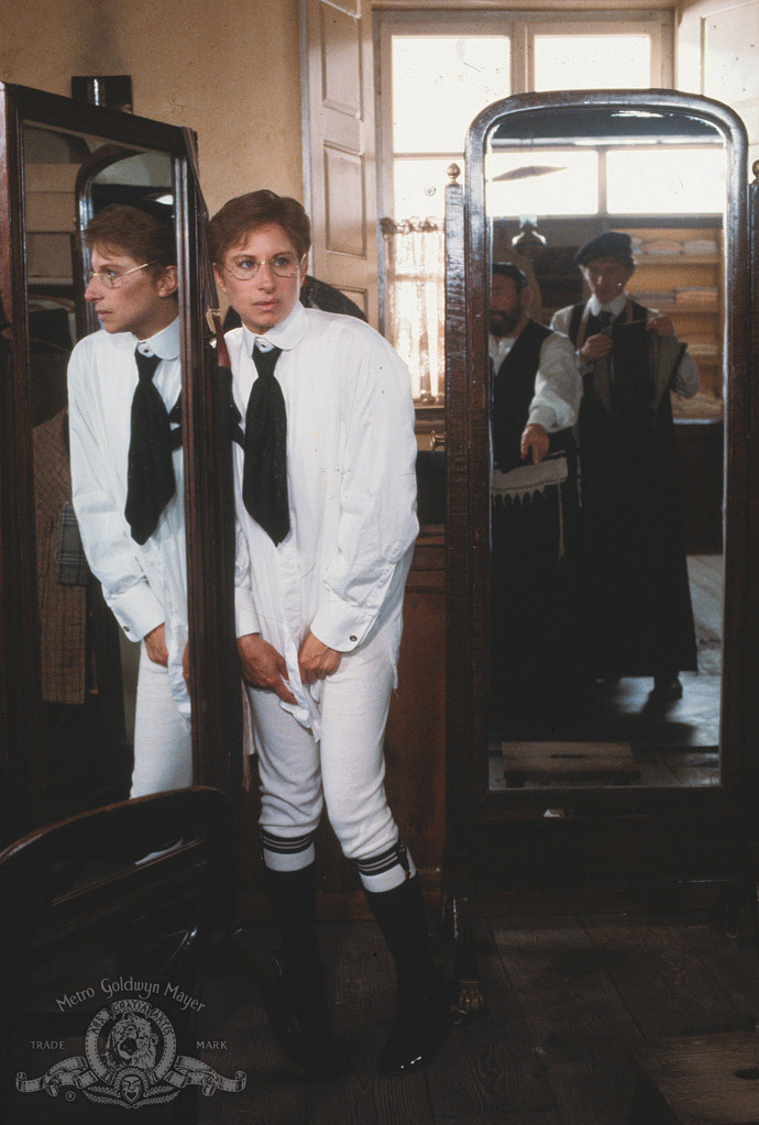 Still of Barbra Streisand in Yentl (1983)