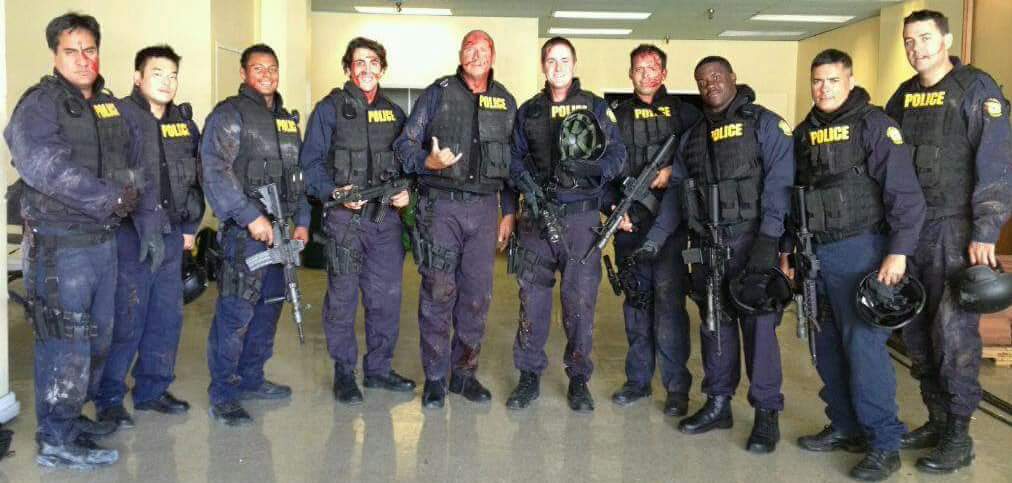 SWAT TEAM AND I FROM Hawaii Five-0.