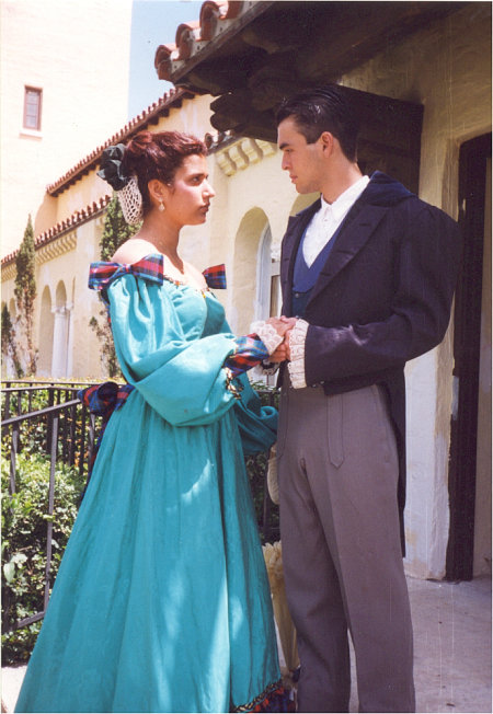 Mario Xavier (as Edmond Dantes) and Lorena Diaz (as Lady Mercedes) in The Count (1999)