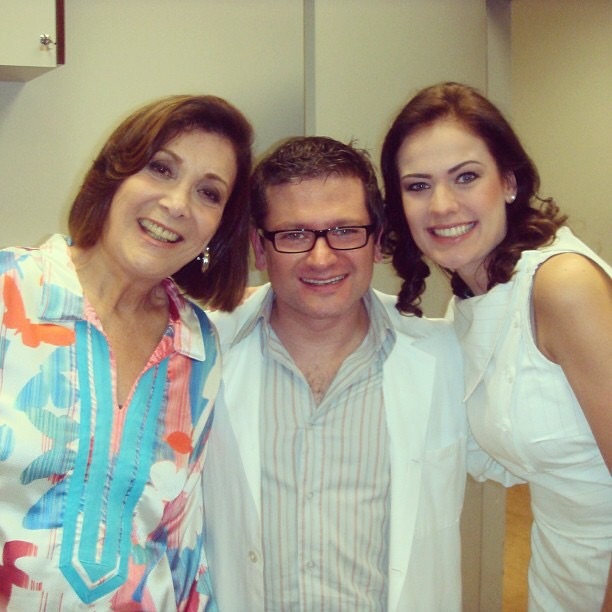 Maria Estela, Carlos Henrique Marques and Thais Pacholek. Vende-se um Véu de Noiva.SBT 2010