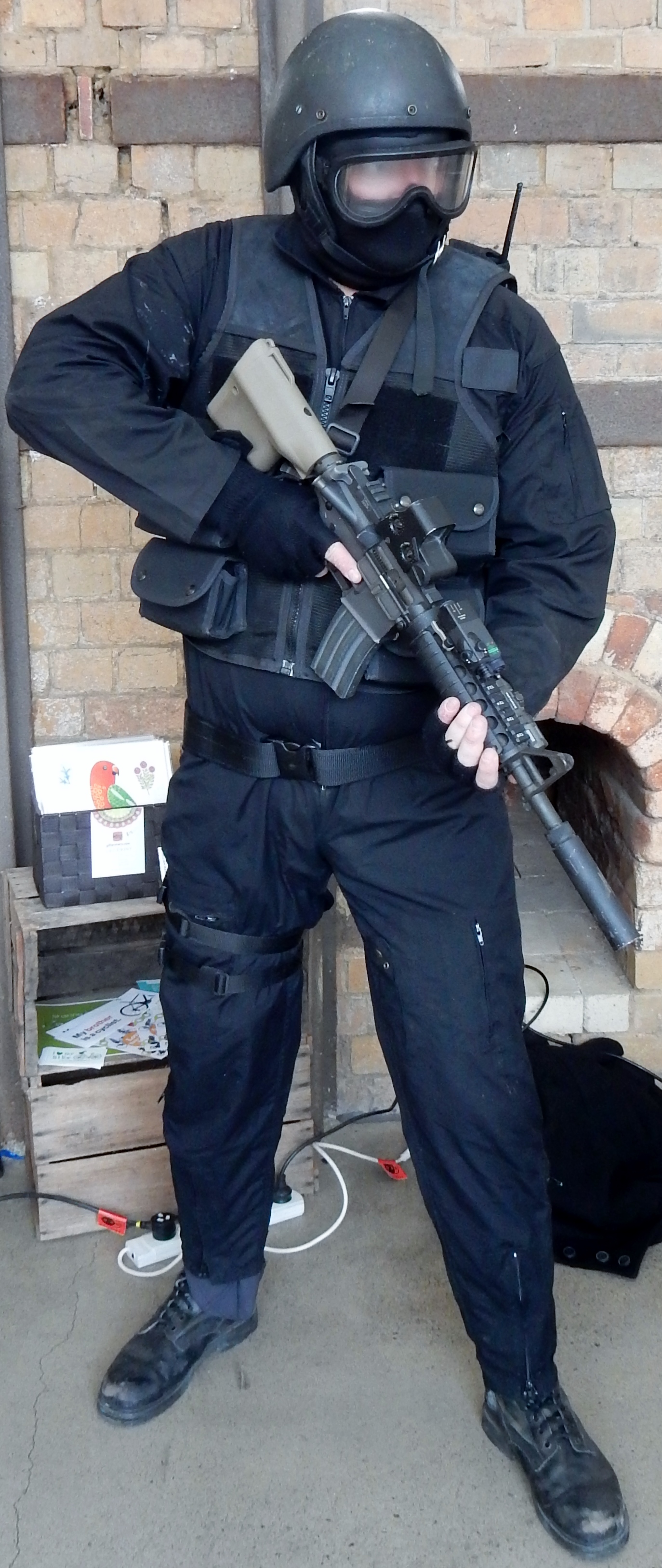 Behind the scenes: SWAT/Tactical Police Leader on Feature Film 'Cult Girls' Director Mark Bakaitis/Encore Productions