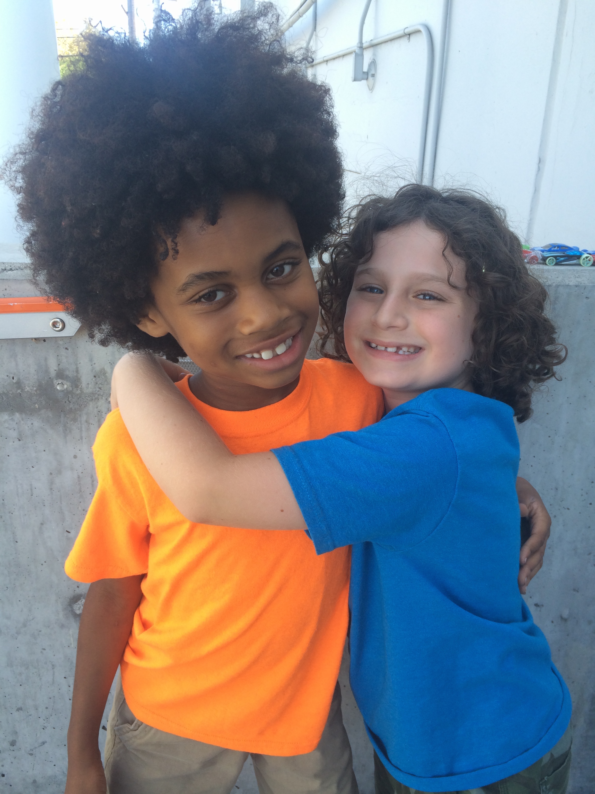 Instant Friends - What a fun day these two had on set!