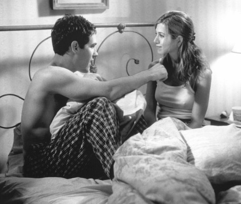 Still of Jennifer Aniston and Paul Rudd in The Object of My Affection (1998)