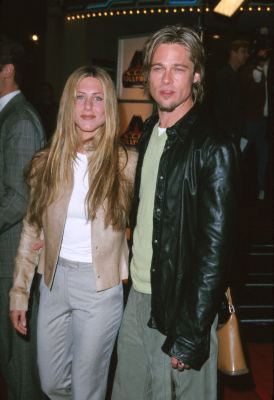 Brad Pitt and Jennifer Aniston at event of Erin Brockovich (2000)