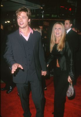 Brad Pitt and Jennifer Aniston at event of Kovos klubas (1999)