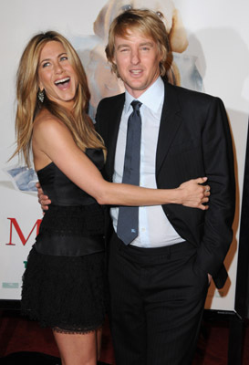 Jennifer Aniston and Owen Wilson at event of Marley & Me (2008)