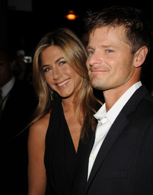 Jennifer Aniston and Steve Zahn at event of Management (2008)