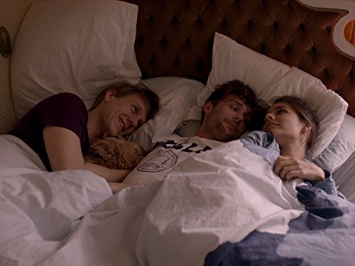 Still of Caitlin Stasey, Keegan Joyce, Josh Thomas and John in Please Like Me (2013)