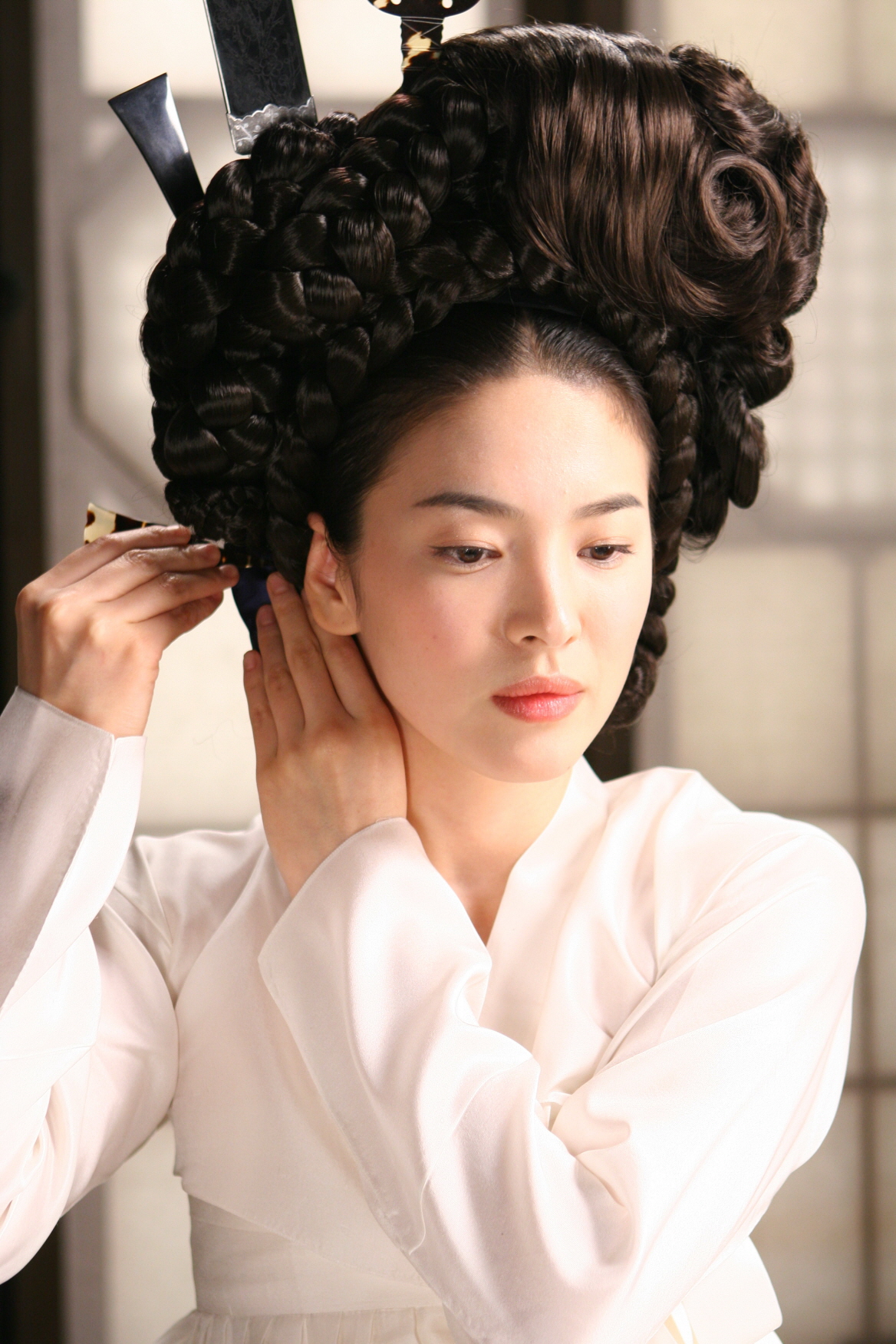 Still of Hye-kyo Song in Hwang Jin-yi (2007)