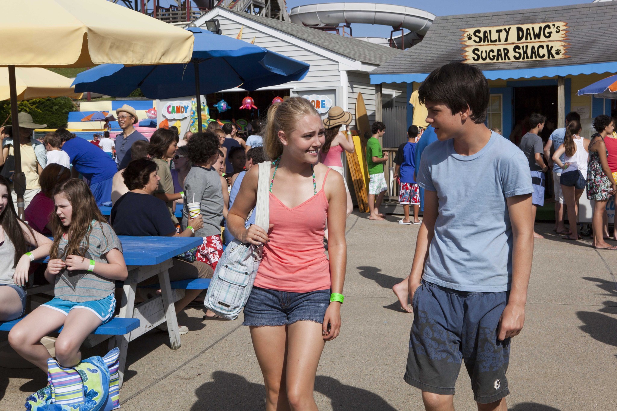 Still of Liam James and AnnaSophia Robb in The Way Way Back (2013)