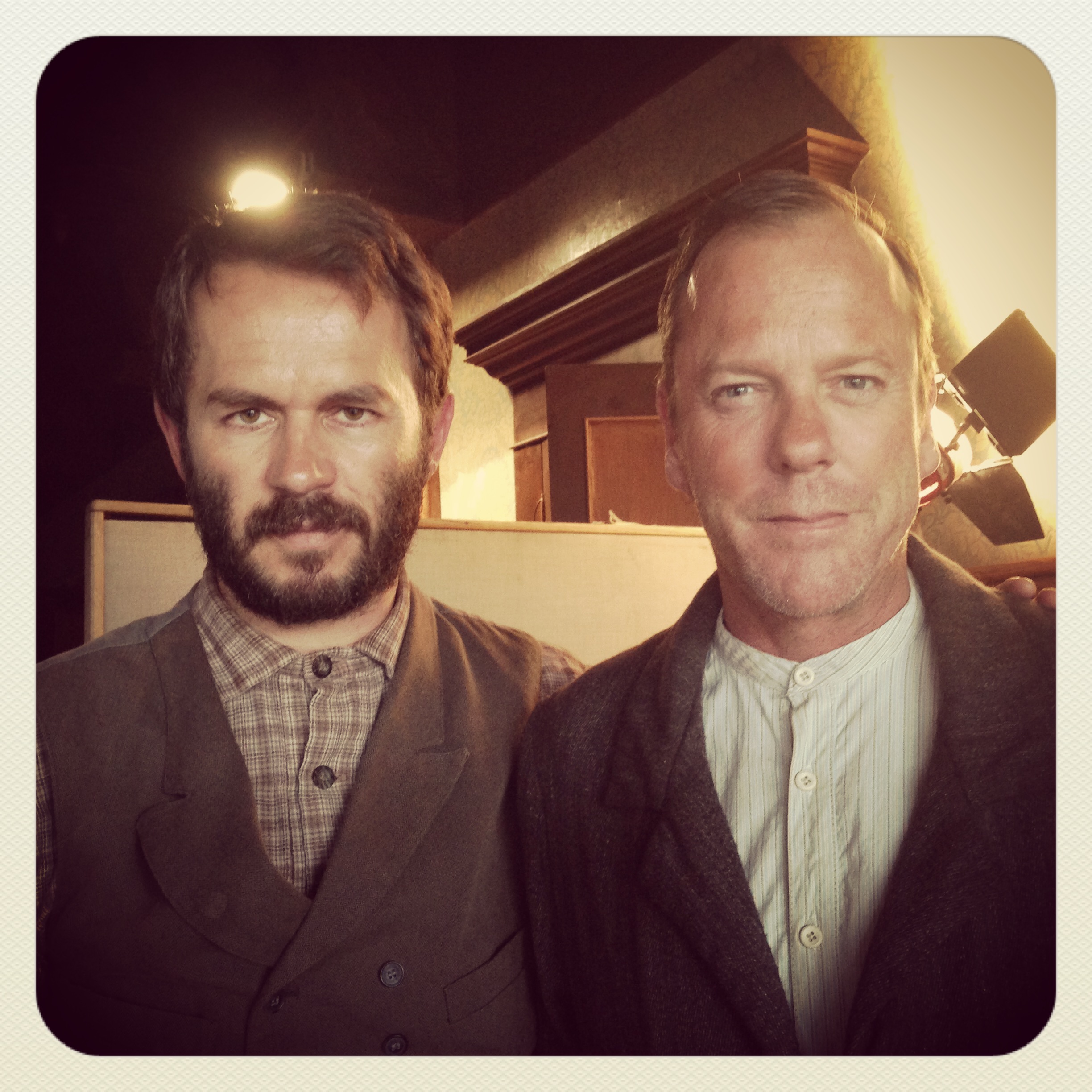 Greg Ellis/Kiefer Sutherland on set : Forsaken