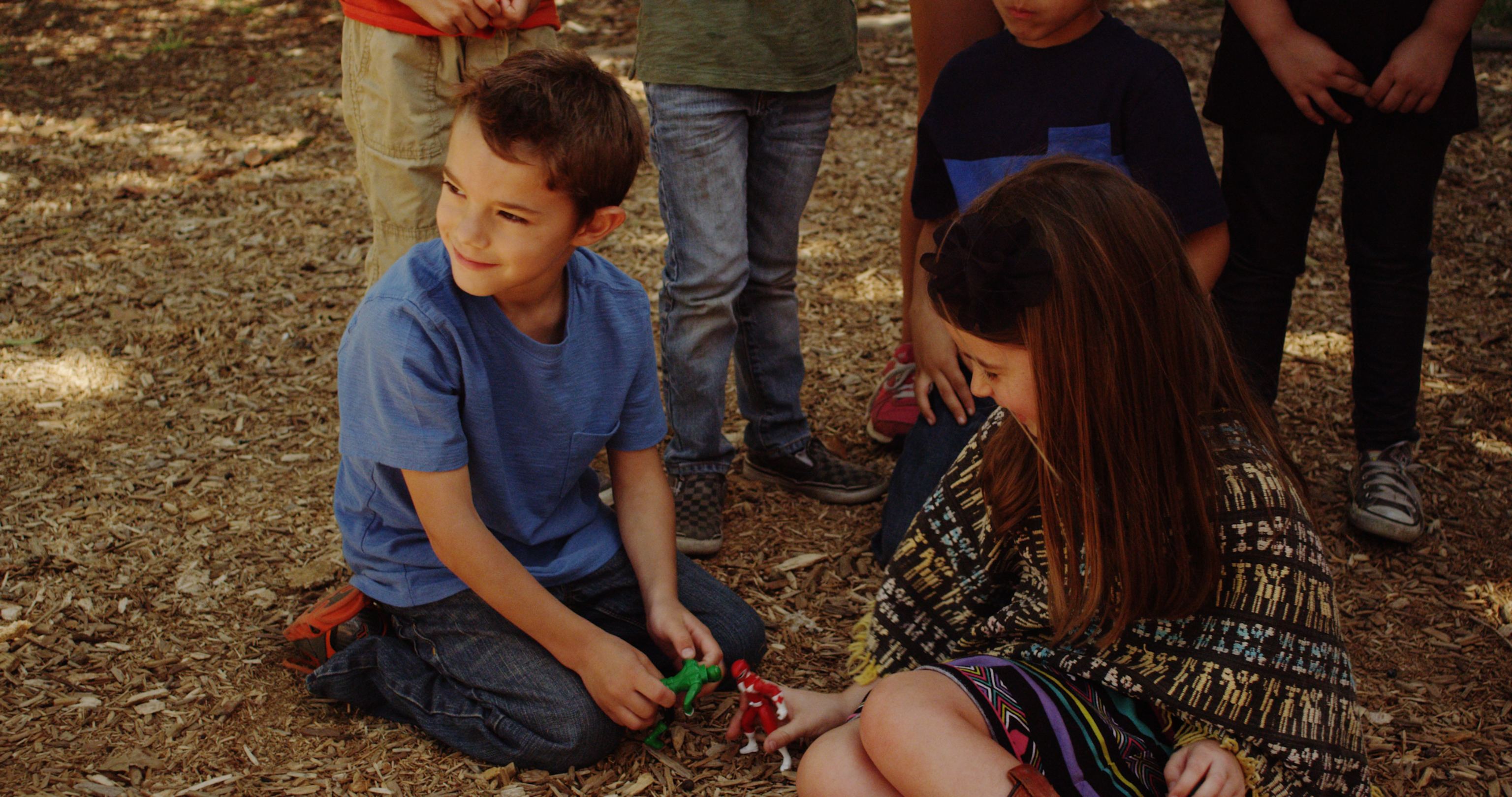 Joey (Kobe Humphries) Successfully becomes friends with Jules (Caige Coulter), while winning the admiration of Miss Lily.