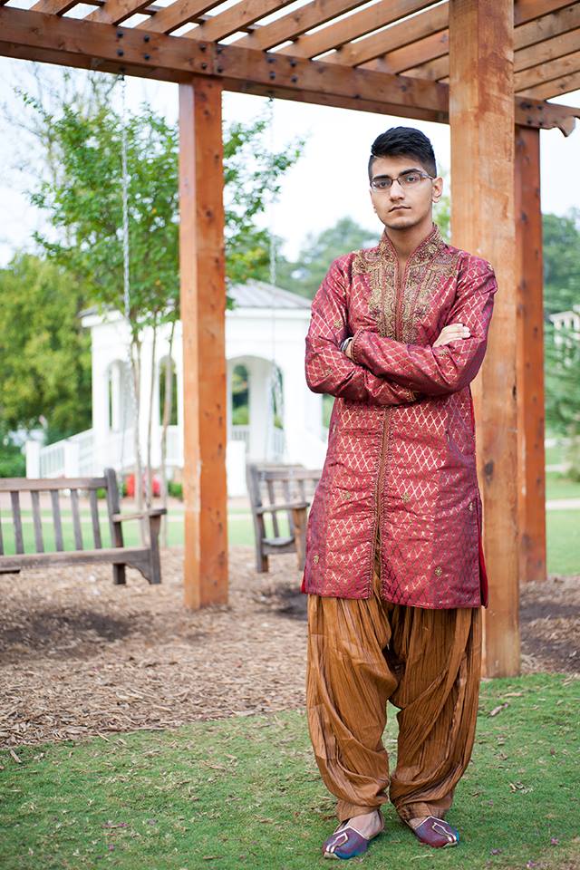 Traditional indian clothing