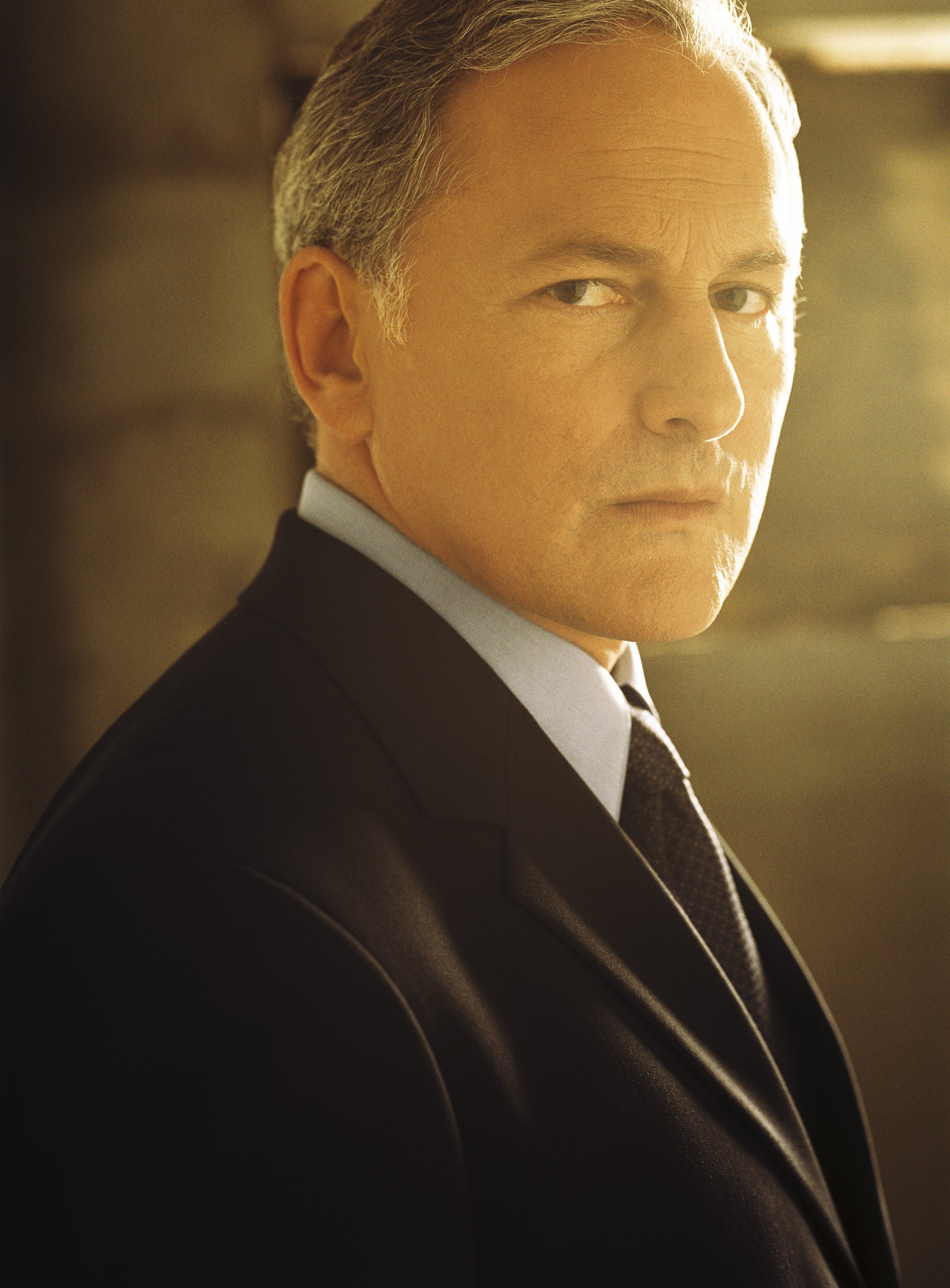 Still of Victor Garber in Alias (2001)