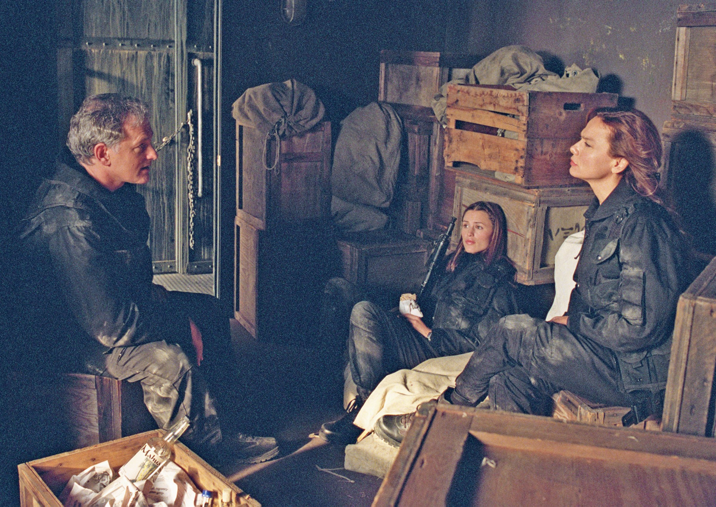 Still of Lena Olin, Victor Garber and Jennifer Garner in Alias (2001)