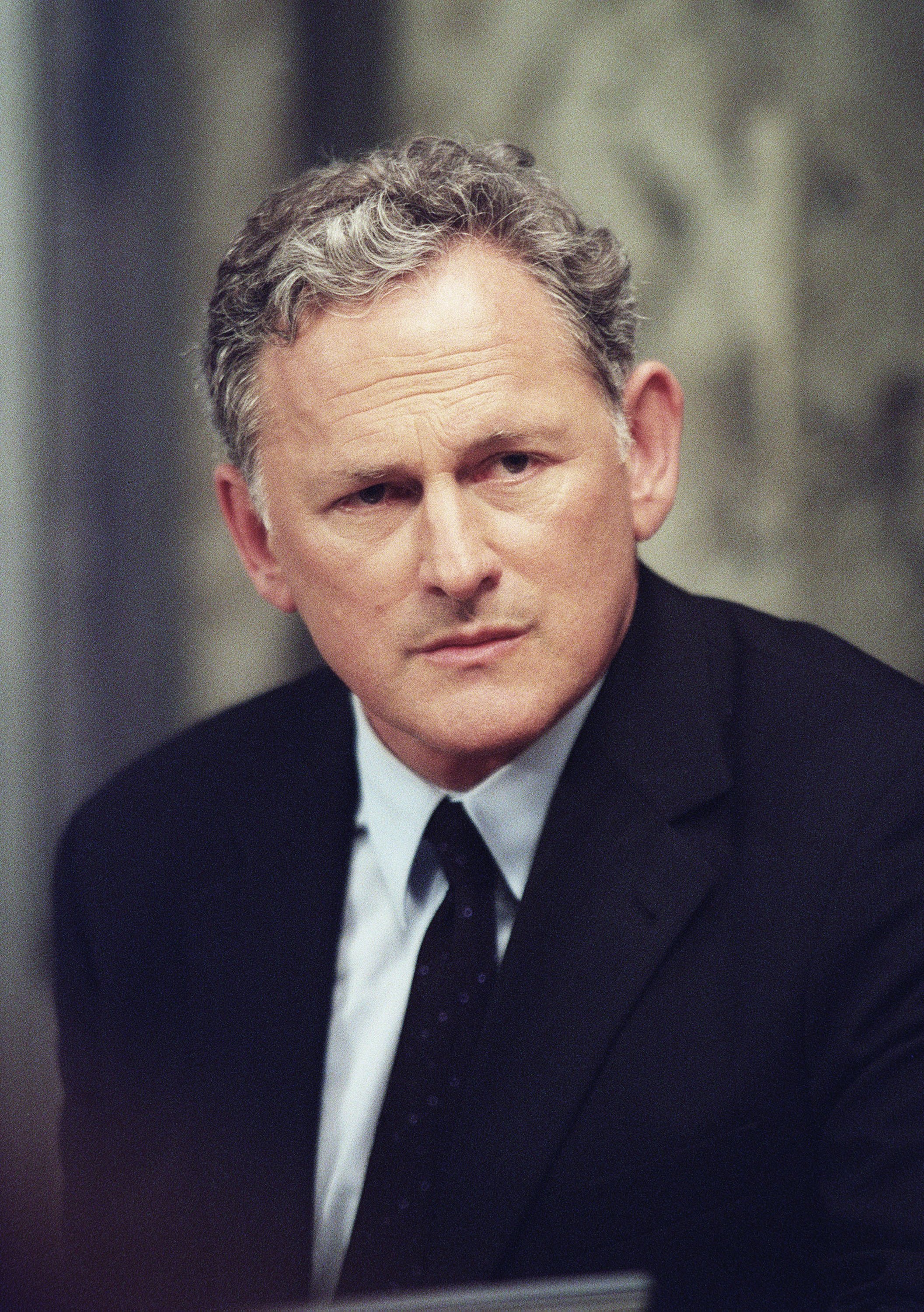 Still of Victor Garber in Alias (2001)